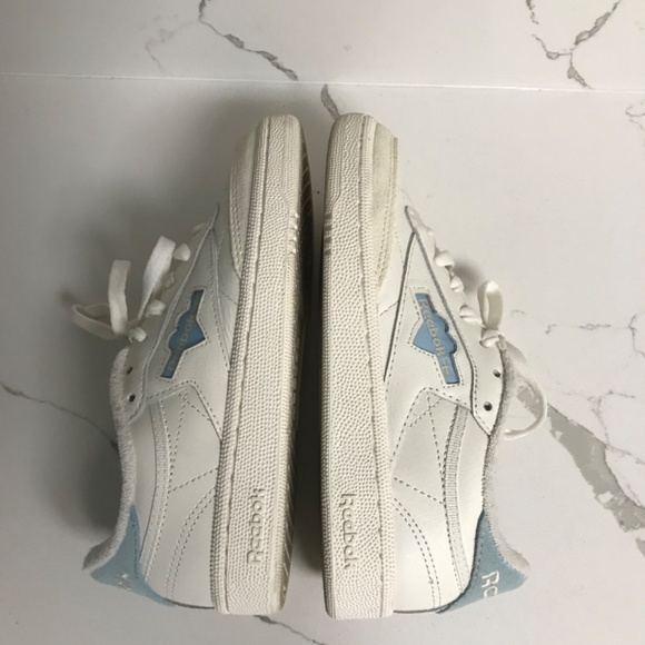 Women’s Reebok Classic Leather Sneakers US 5 White - Picture 4 of 11